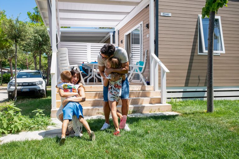 Rivanuona-Modelli in Mobile Home26